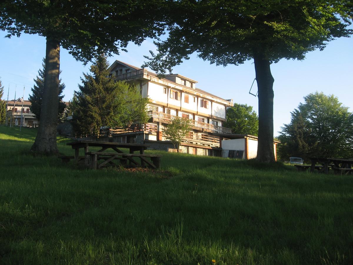 Albergo Rifugio Montecucco Piampaludo Zewnętrze zdjęcie